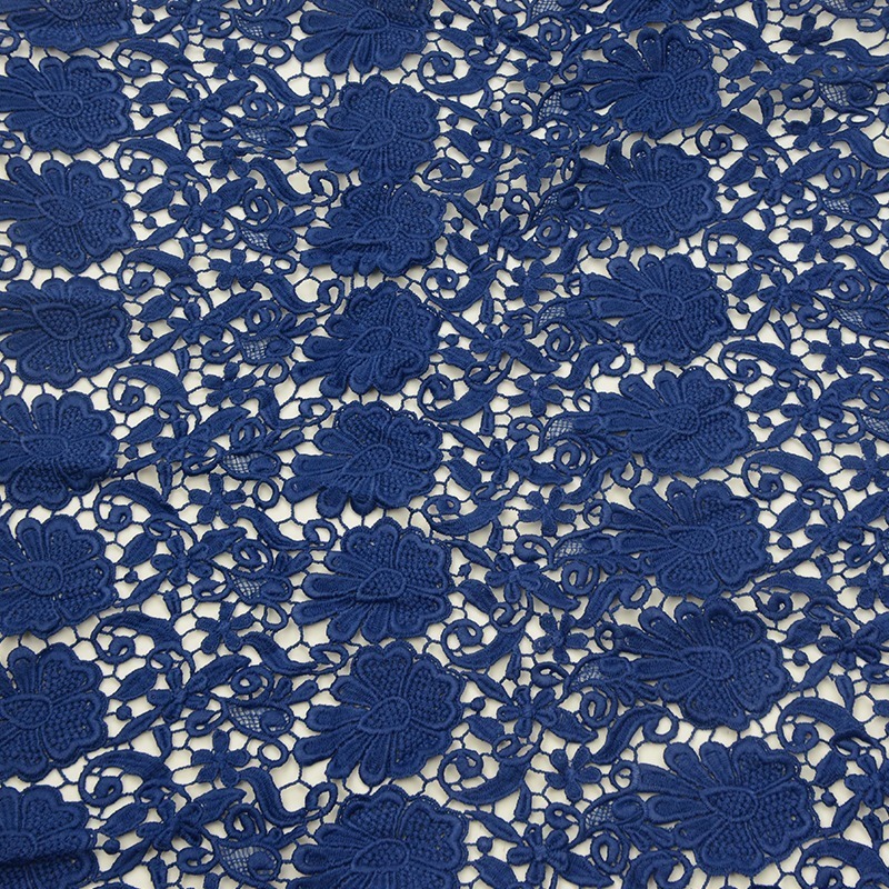What is the difference between embroidered lace fabric and water-soluble  lace fabric